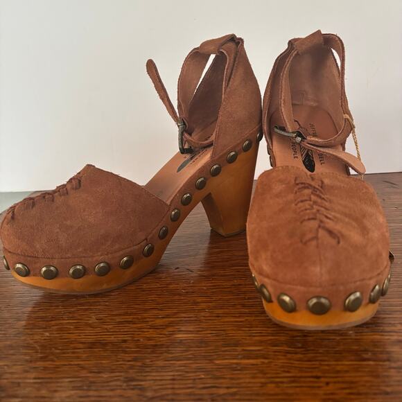 NWOT Free People / Jeffery Campbell Suede Heeled Clogs - Picture 2 of 5